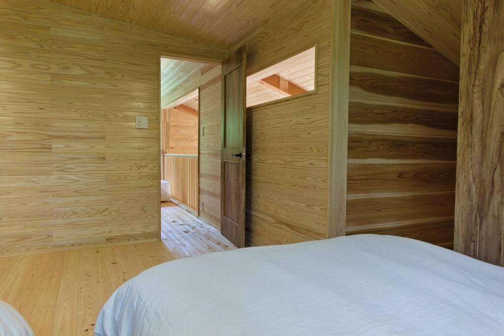 Hinoki No Ie - Cottage With Natural Hot Spring In A Cypress Bathtub Shika Exterior photo